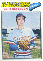 1977 Topps Baseball Cards      630     Bert Blyleven